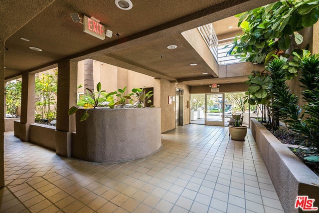 10629 Woodbridge Street 311, Toluca Lake, CA 91602 — photo 27 of 30