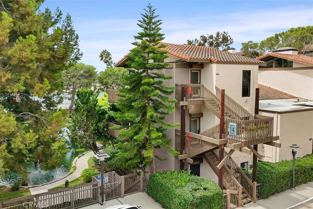6326 Marina Pacifica Dr S, Long Beach, CA 90803 — photo 35 of 44