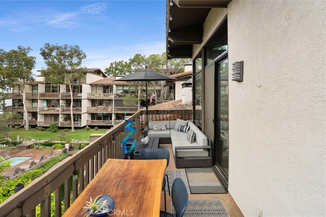 6326 Marina Pacifica Dr S, Long Beach, CA 90803 — photo 9 of 44