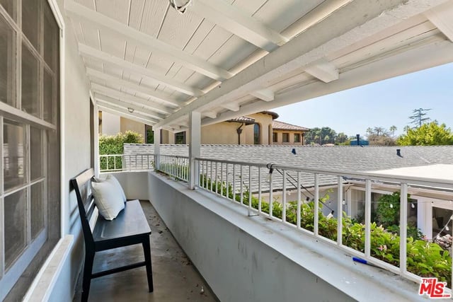 527 19TH Street, Santa Monica, CA 90402 — photo 22 of 32