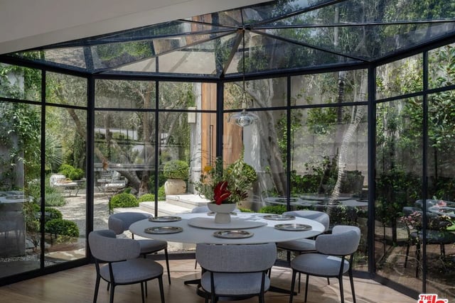 9360 Readcrest Drive, Beverly Hills, CA 90210 — photo 10 of 27