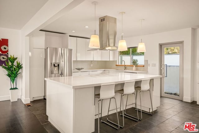 2388 Kimridge Road, Beverly Hills, CA 90210 — photo 11 of 57
