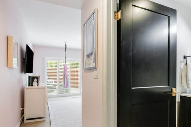 4310 Cahuenga Boulevard 104, Toluca Lake, CA 91602 — photo 18 of 40