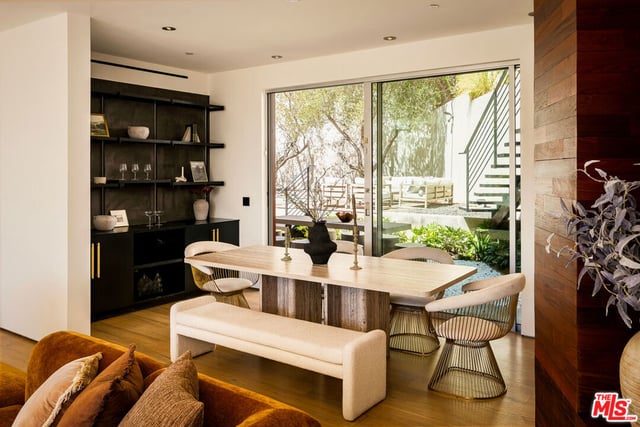 1700 Queens Court, Los Angeles, CA 90069 — photo 12 of 50