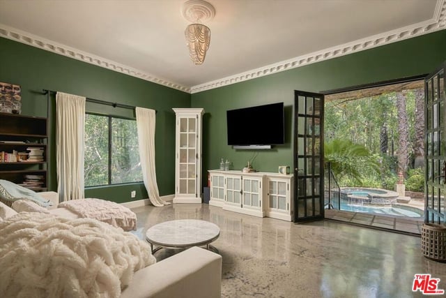 2299 Gloaming Way, Beverly Hills, CA 90210 — photo 28 of 55