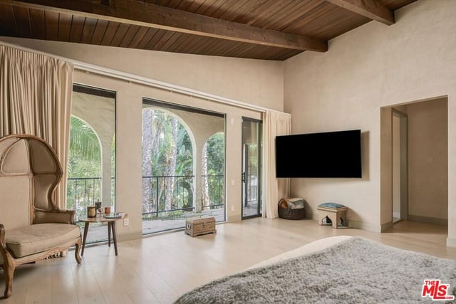 2299 Gloaming Way, Beverly Hills, CA 90210 — photo 34 of 55