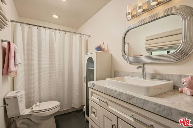 2299 Gloaming Way, Beverly Hills, CA 90210 — photo 41 of 55