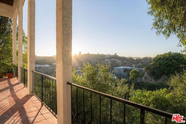 2299 Gloaming Way, Beverly Hills, CA 90210 — photo 54 of 55