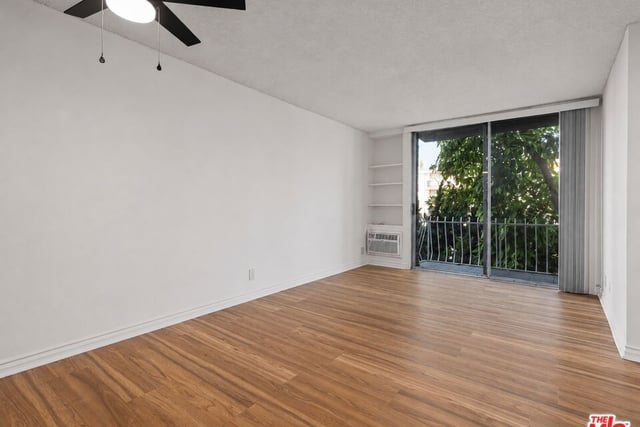 210 S La Fayette Park Place 201, Los Angeles, CA 90057 — photo 11 of 21