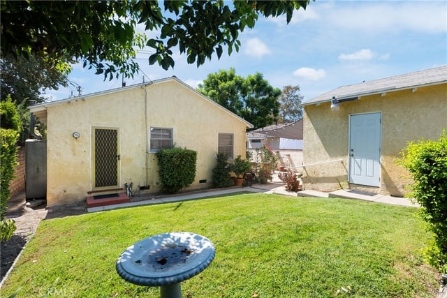 1815 W Riverside Drive, Burbank, CA 91506 — photo 21 of 21