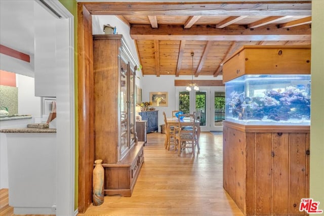 5320 Wortser Avenue, Sherman Oaks, CA 91401 — photo 7 of 57