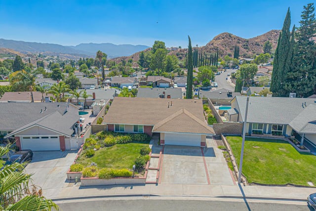 30315 Honeysuckle Hill Drive, Santa Clarita, CA 91387 — photo 47 of 50