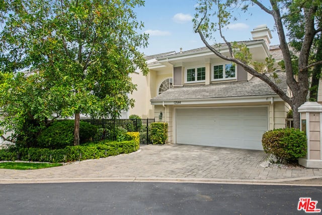 12544 The Vista, Los Angeles, CA 90049 — photo 2 of 53