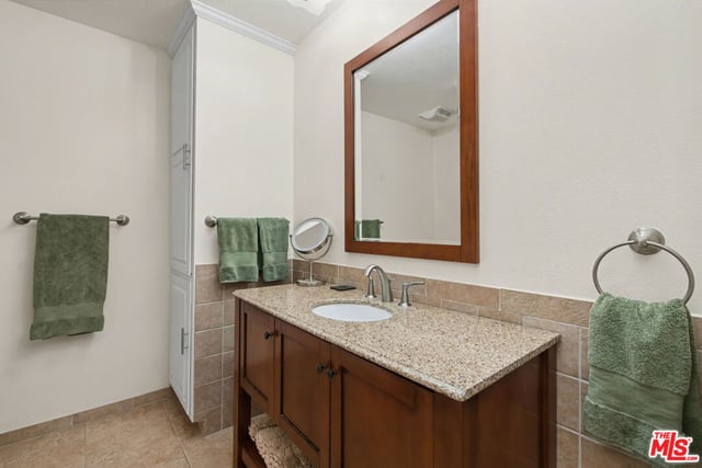 12544 The Vista, Los Angeles, CA 90049 — photo 29 of 53