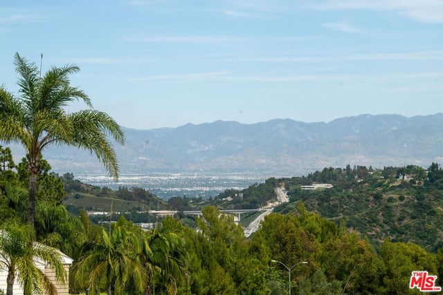 12544 The Vista, Los Angeles, CA 90049 — photo 40 of 53