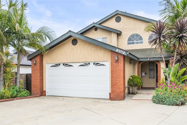 5048 W 121st Street, Hawthorne, CA 90250 — photo 2 of 27