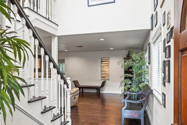 5048 W 121st Street, Hawthorne, CA 90250 — photo 3 of 27