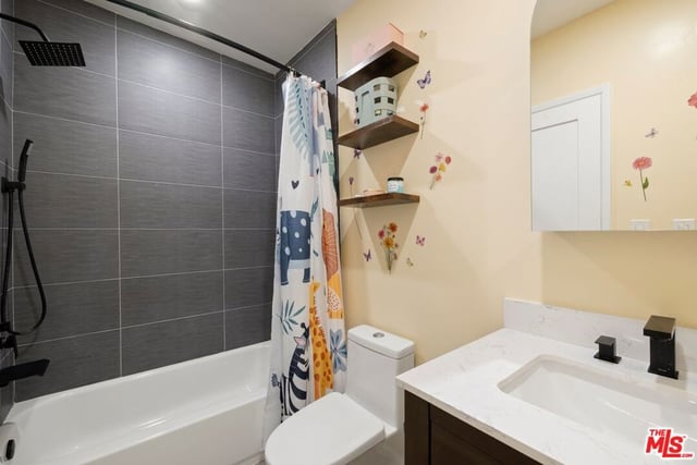 1209 Larrabee Street 4, West Hollywood, CA 90069 — photo 13 of 18