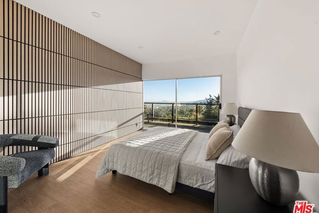 5690 Hill Oak Drive, Los Angeles, CA 90068 — photo 19 of 28
