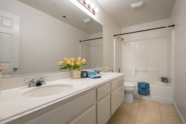 708 Binnacle Street, Oxnard, CA 93035 — photo 23 of 32