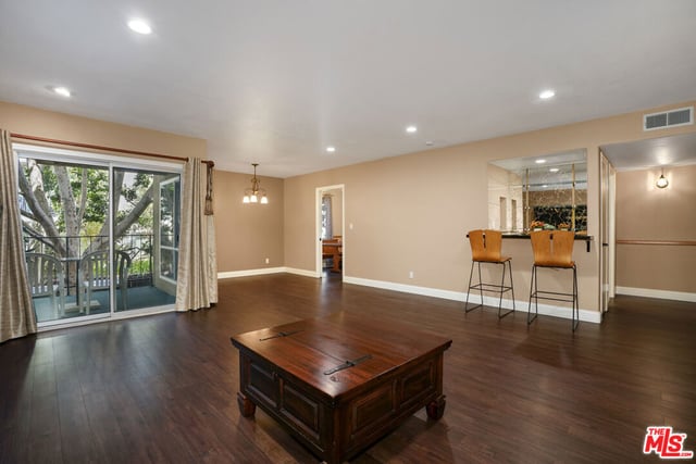 5845 Doverwood Drive 106, Culver City, CA 90230 — photo 10 of 30