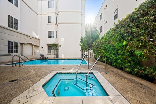 128 N Swall Drive 304, Los Angeles, CA 90048 — photo 35 of 37