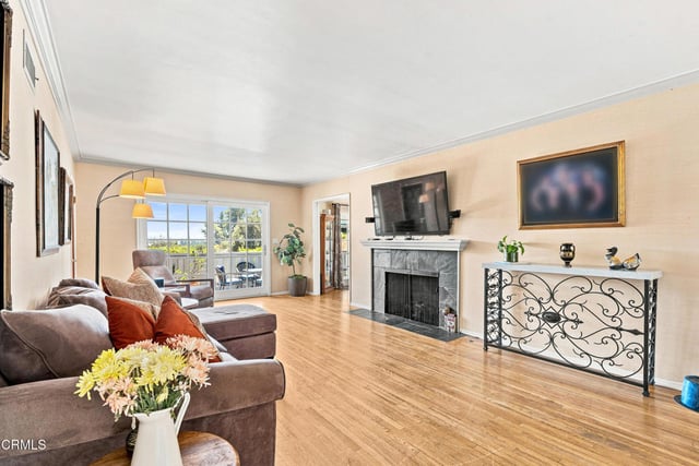 1480 E Glenoaks Boulevard, Glendale, CA 91206 — photo 11 of 42