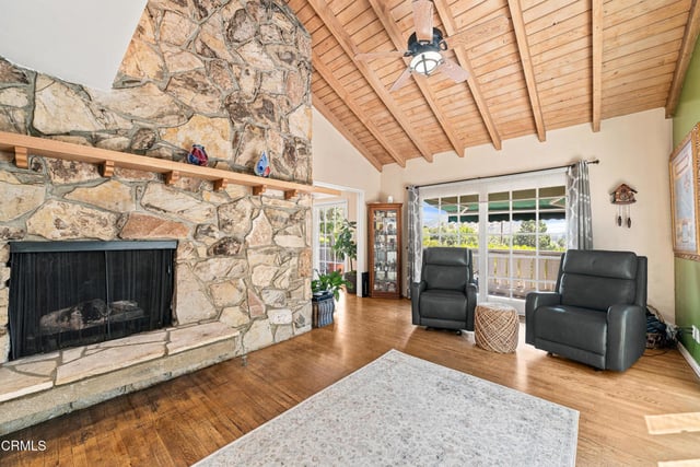 1480 E Glenoaks Boulevard, Glendale, CA 91206 — photo 18 of 42