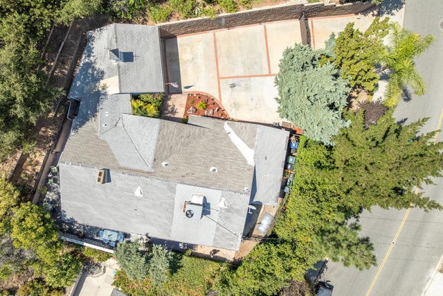 1480 E Glenoaks Boulevard, Glendale, CA 91206 — photo 9 of 42