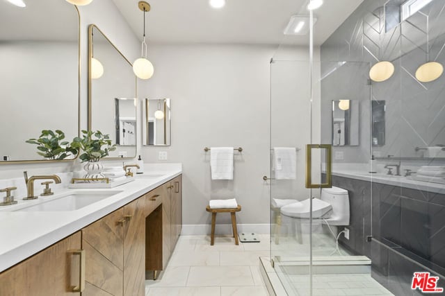 11023 Kling Street, Toluca Lake, CA 91602 — photo 18 of 27
