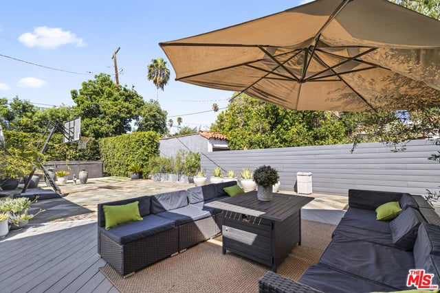 11023 Kling Street, Toluca Lake, CA 91602 — photo 20 of 27