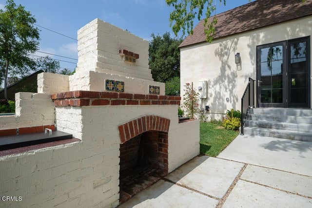 2384 E Orange Grove Boulevard, Pasadena, CA 91104 — photo 13 of 53