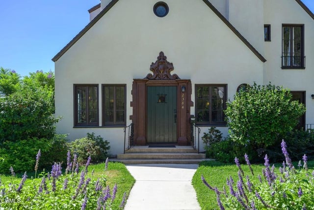 2384 E Orange Grove Boulevard, Pasadena, CA 91104 — photo 3 of 53