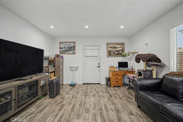 3524 Hunter Street, Los Angeles, CA 90023 — photo 8 of 34