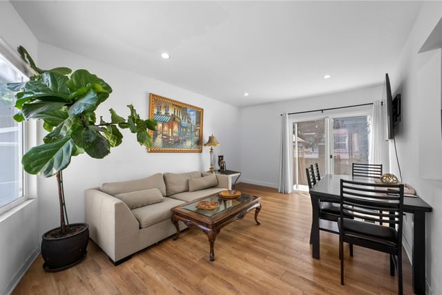 4440 Victoria Park, Los Angeles, CA 90019 — photo 14 of 27