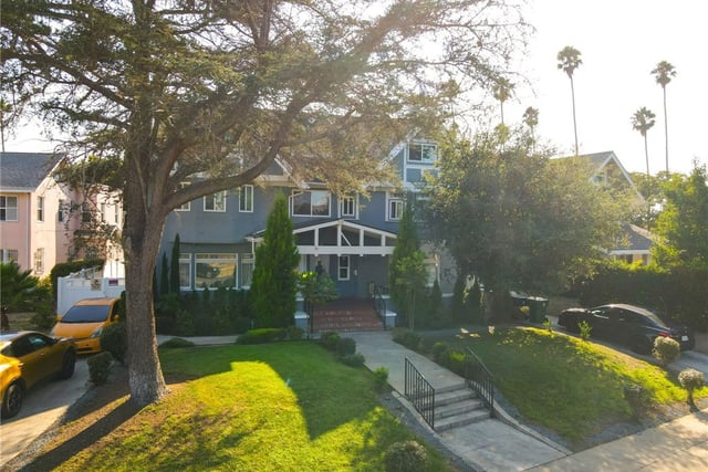 4440 Victoria Park, Los Angeles, CA 90019 — photo 4 of 27