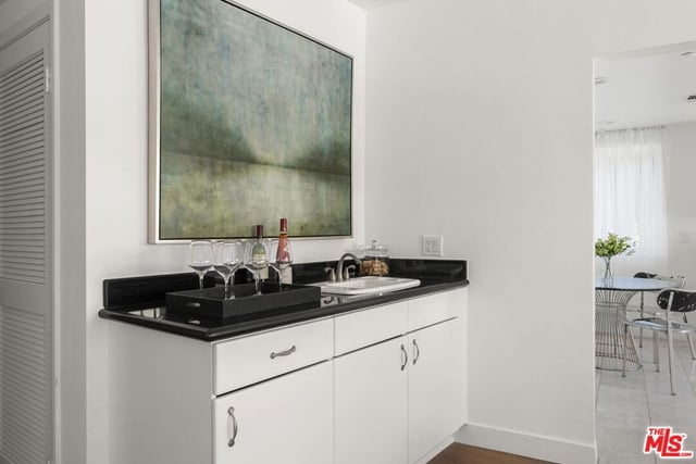11606 Chenault Street 101, Los Angeles, CA 90049 — photo 11 of 31