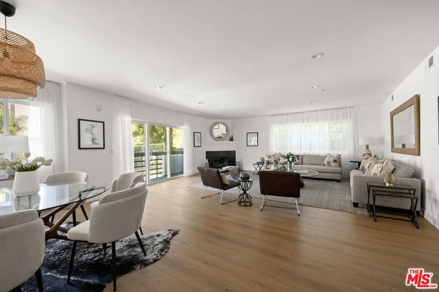 11606 Chenault Street 101, Los Angeles, CA 90049 — photo 5 of 31