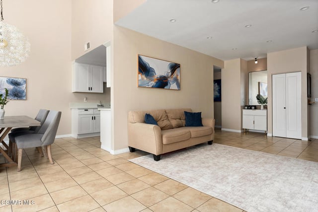 13331 Moorpark Street 328, Sherman Oaks, CA 91423 — photo 12 of 36