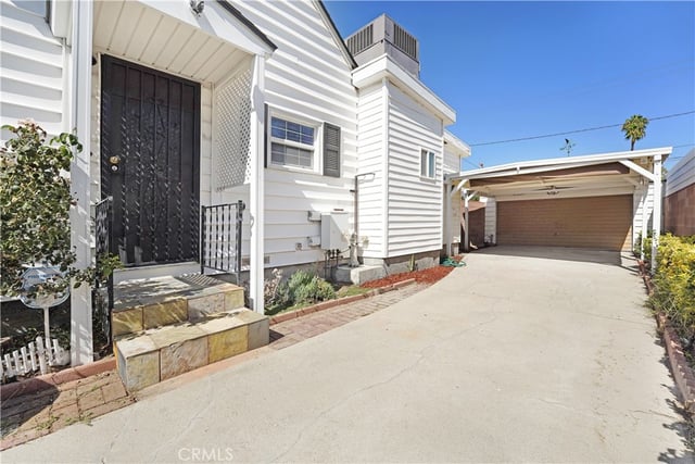 124 S Beachwood, Burbank, CA 91506 — photo 24 of 31