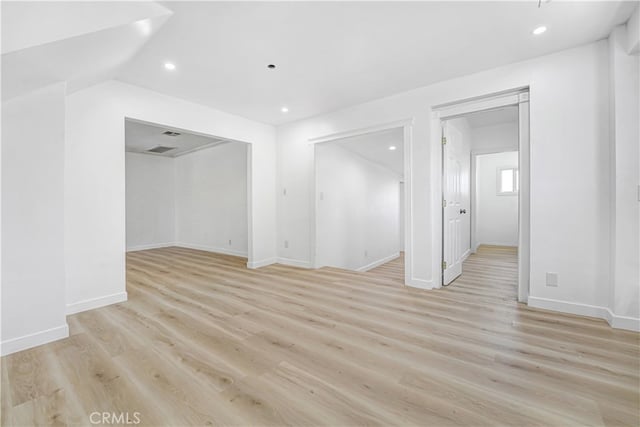 124 S Beachwood, Burbank, CA 91506 — photo 8 of 31