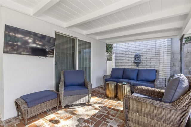 22444 Venido, Woodland Hills, CA 91364 — photo 19 of 23