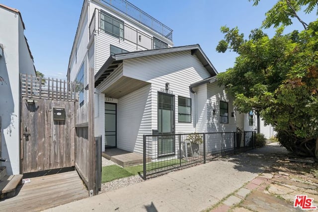 1317 Cabrillo Avenue, Los Angeles, CA 90291 — photo 31 of 44