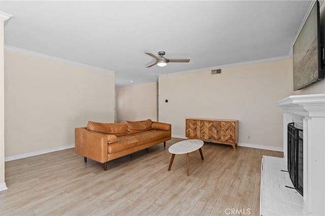 789 Hudspeth Street, Simi Valley, CA 93065 — photo 11 of 38