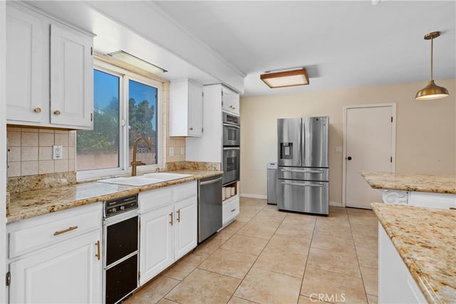 789 Hudspeth Street, Simi Valley, CA 93065 — photo 15 of 38