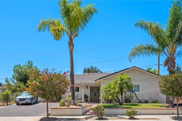 789 Hudspeth Street, Simi Valley, CA 93065 — photo 2 of 38