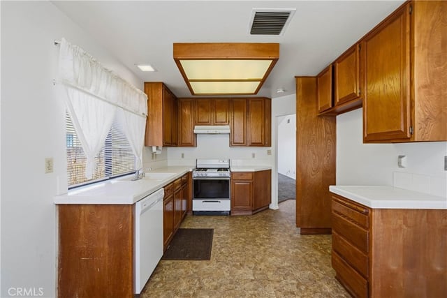 36892 Spanish Broom, Palmdale, CA 93550 — photo 15 of 49