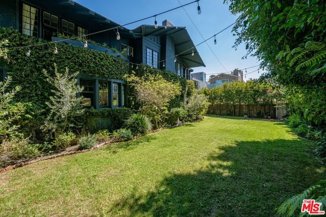 15 30th Avenue, Los Angeles, CA 90291 — photo 4 of 42