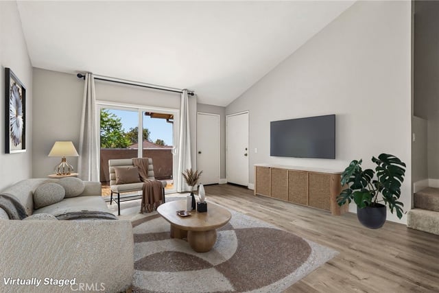 1574 Charterwood Court, Thousand Oaks, CA 91362 — photo 4 of 29