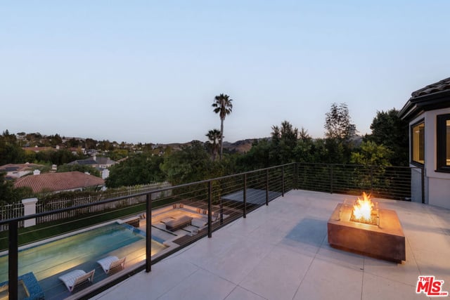 5474 Amber Circle, Calabasas, CA 91302 — photo 16 of 27